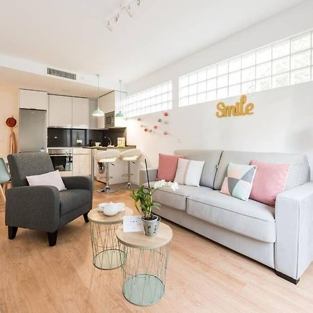 Chamberi Con Jardin A By Regalatemadrid Apartment Luaran gambar